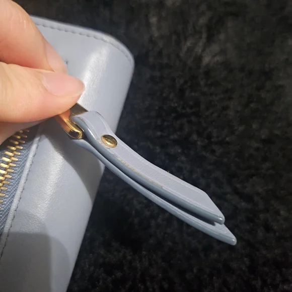 Miu Miu Blue Leather Wallet with Gold Details - Picture 8 of 8